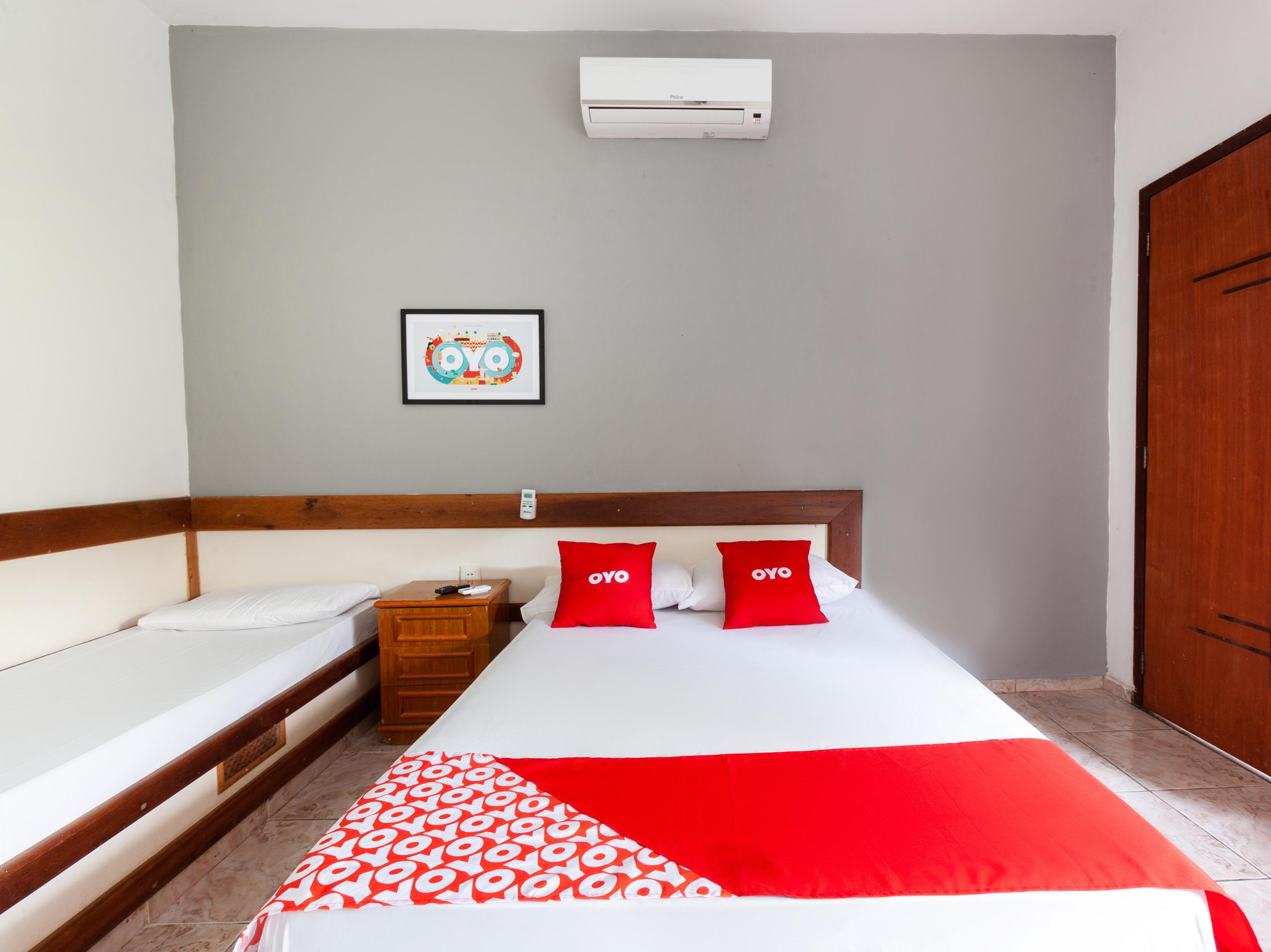 Pargos Hotel